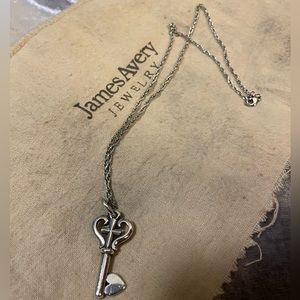 Jame avery retired “Key of Faith” necklace
